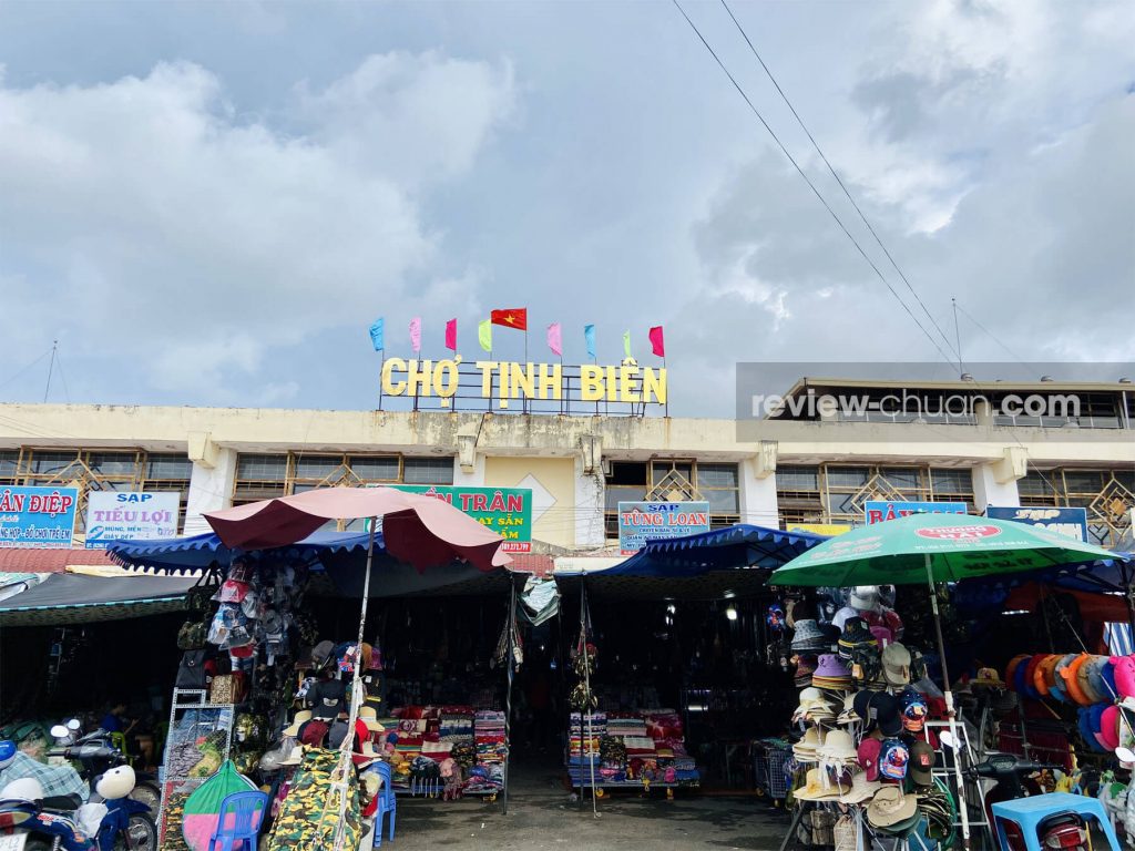 Mặt sau chợ Tịnh Biên